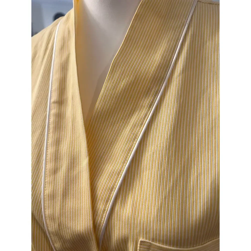 CABERNET womens long bathrobe embroiered breast pocket and belt size medium - Picture 6 of 9